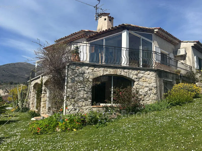 Photo Maison à Vence au prix de 693 000€