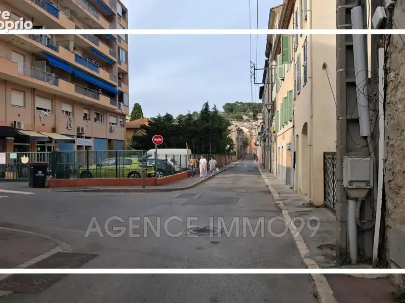 Photo Parking à Vallauris au prix de 31 000€