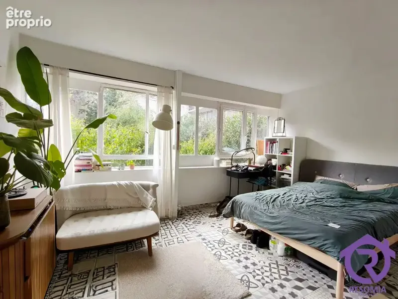 Photo Appartement à Paris-15e au prix de 171 000€