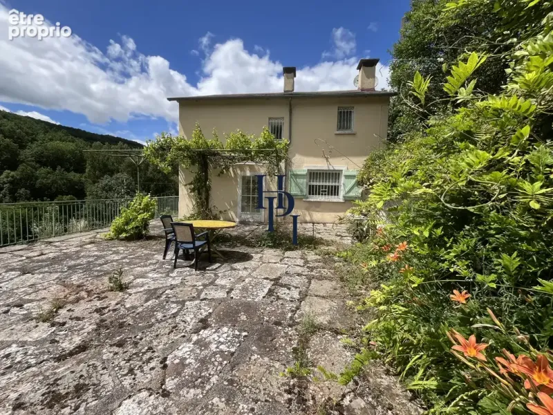 Photo Maison à Laval-Roqueceziere au prix de 140 000€