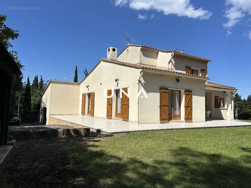Photo Maison à Tresques au prix de 309 000€