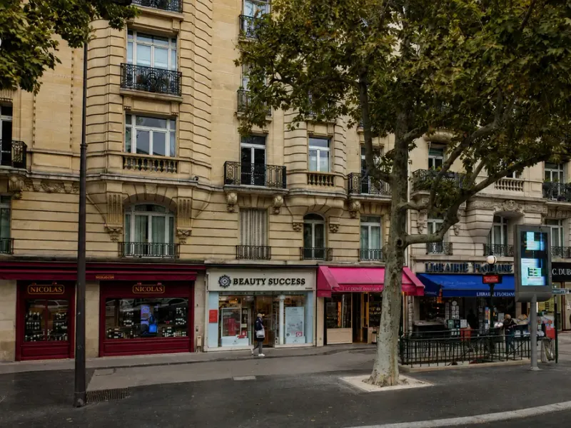 Photo Commerce à Paris-7e au prix de 165 000€