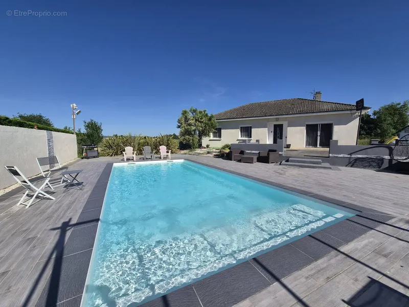 Photo Maison à Gaillac au prix de 279 000€
