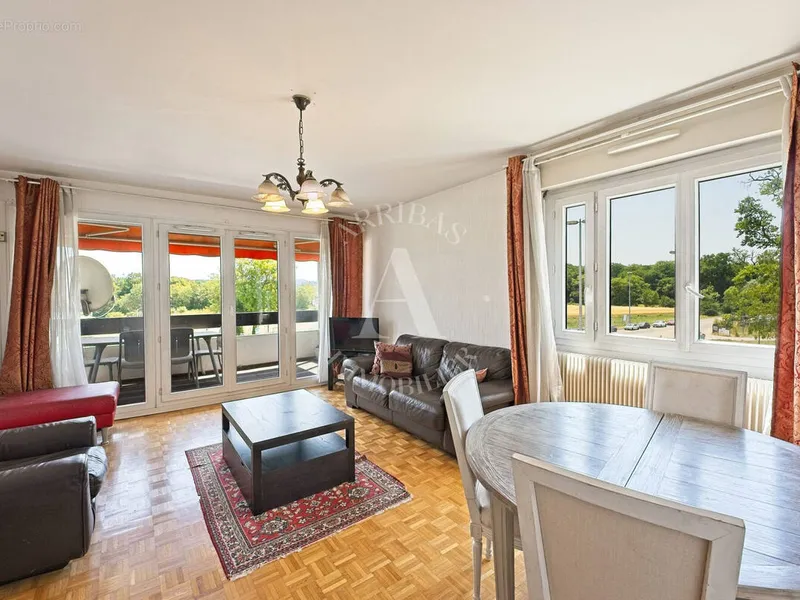 Photo Appartement à Ferney-Voltaire au prix de 340 000€