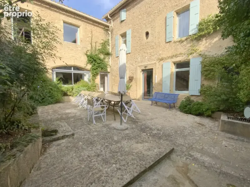 Photo Maison à Uzes au prix de 815 000€