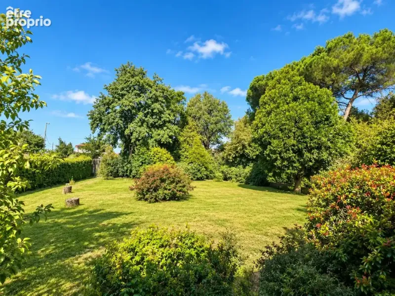 Photo Terrain à Le Haillan au prix de 220 000€