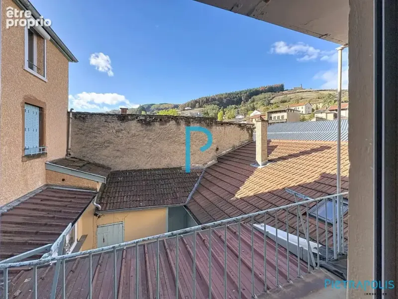 Photo Appartement à Tarare au prix de 130 000€