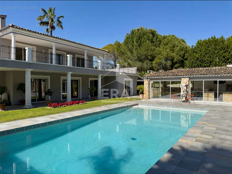 Photo Maison à Mougins au prix de 1 900 000€