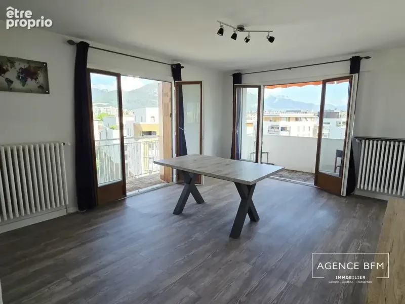 Photo Appartement à Annecy au prix de 268 000€