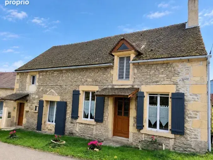 Photo Maison à Germenay au prix de 120 000€