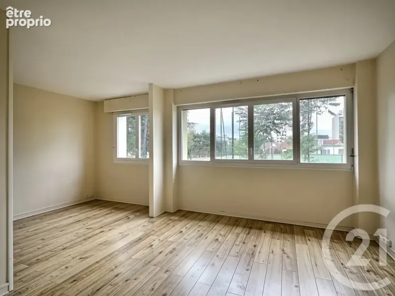 Photo Appartement à Antony au prix de 295 000€
