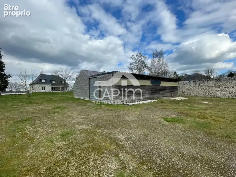 Photo Commerce à Parigne au prix de 104 400€