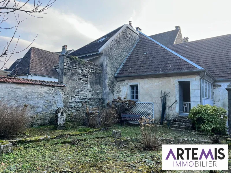 Photo Maison à Ornans au prix de 149 000€
