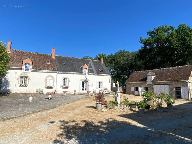 Photo Maison à Fay-Aux-Loges au prix de 295 000€