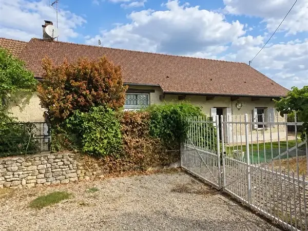 Photo Maison à Auxy au prix de 129 000€