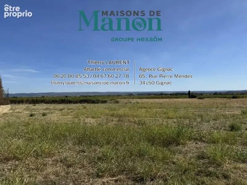 Photo Terrain à Saint-Saturnin-De-Lucian au prix de 142 000€