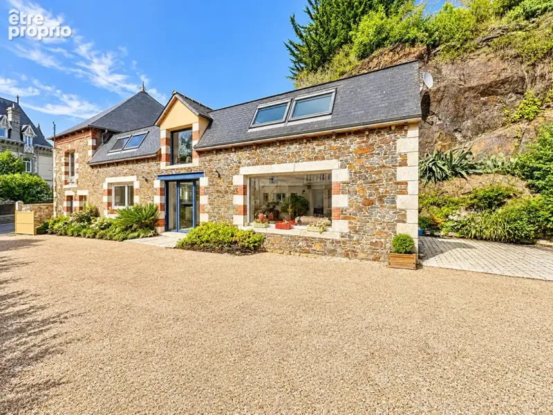 Photo Maison à Etables-Sur-Mer au prix de 679 250€