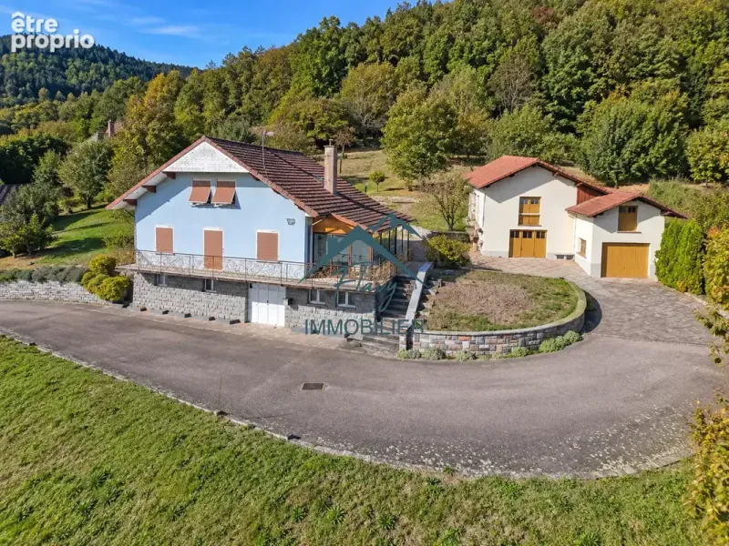 Photo Maison à Cleurie au prix de 242 000€