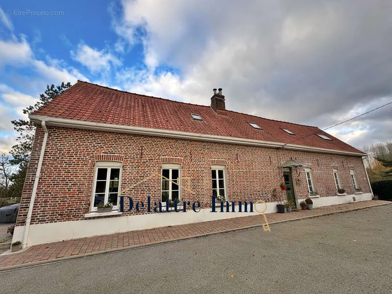 Photo Maison à Vieil-Moutier au prix de 344 850€
