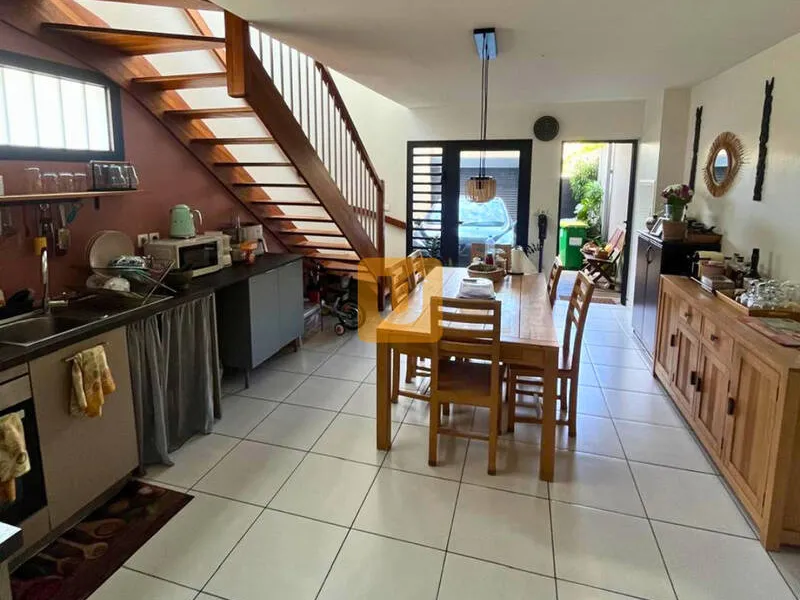 Photo Maison à Le Port au prix de 304 000€