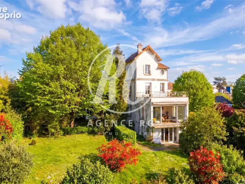 Photo Maison à Garches au prix de 1 650 000€