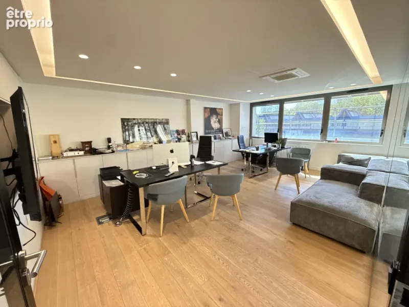 Photo Commerce à Clichy au prix de 1 199 000€