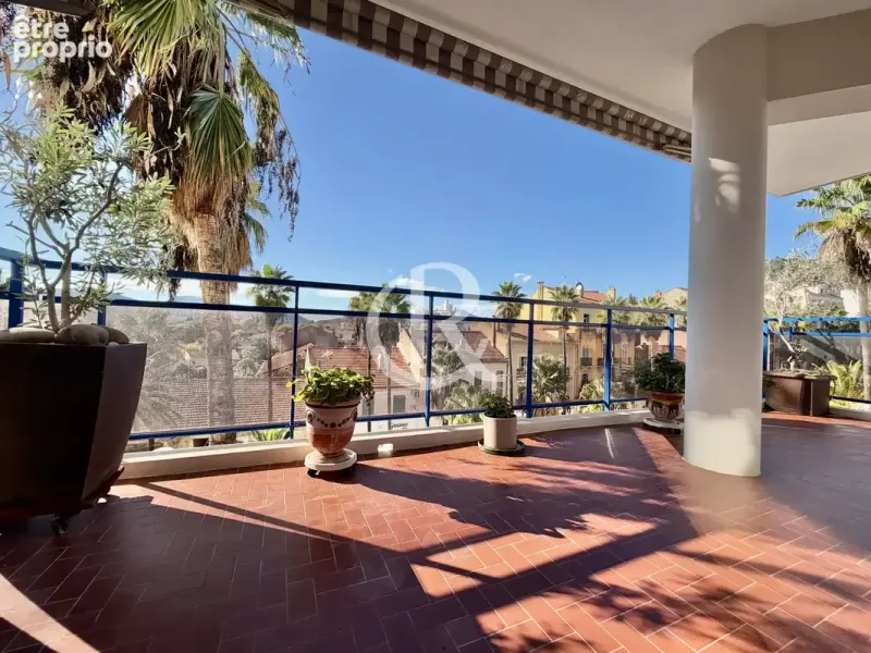 Photo Appartement à Hyeres au prix de 472 000€