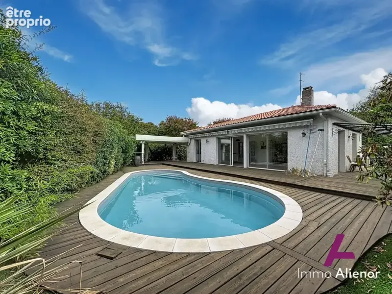 Photo Maison à Merignac au prix de 659 000€
