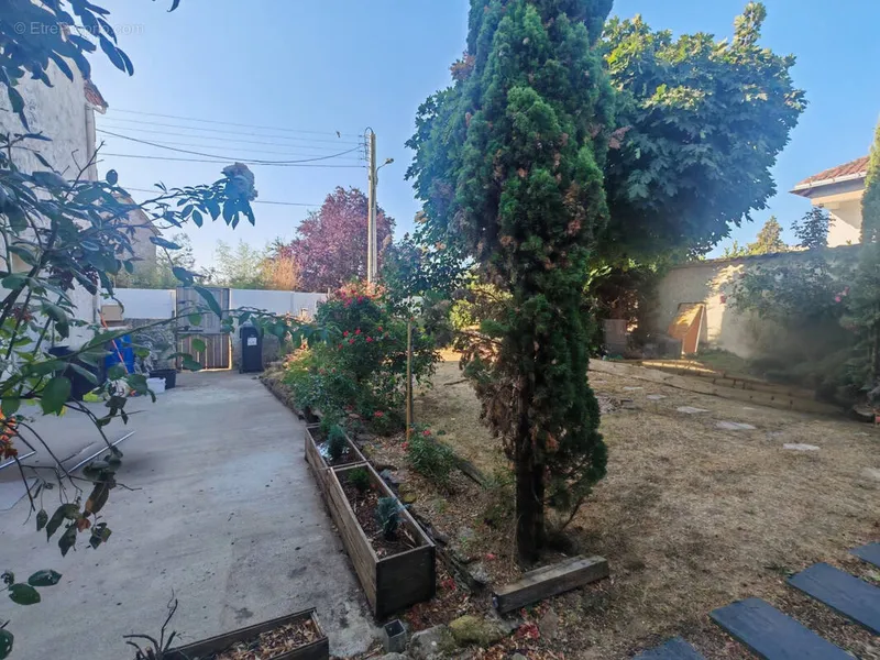Photo Maison à Montrevault au prix de 150 000€
