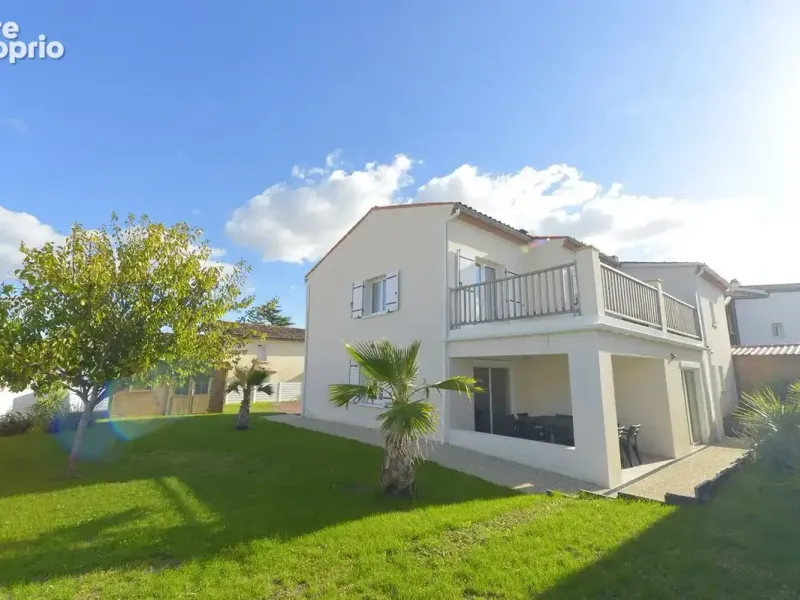 Photo Maison à Meschers-Sur-Gironde au prix de 478 000€