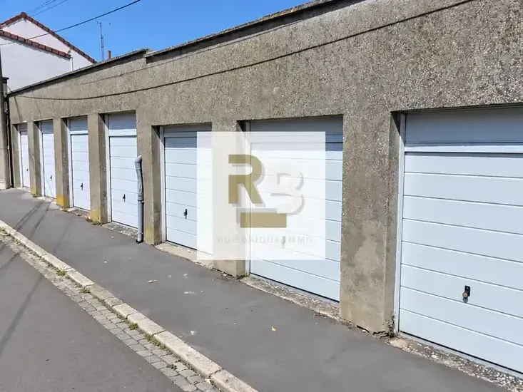 Photo Parking à Lens au prix de 88 000€