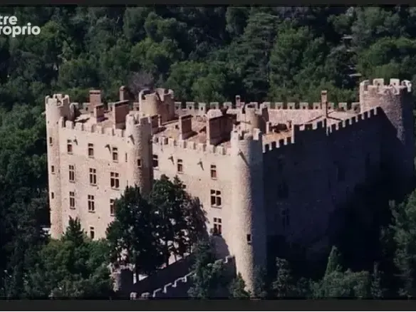 Photo Terrain à Montfaucon au prix de 99 000€