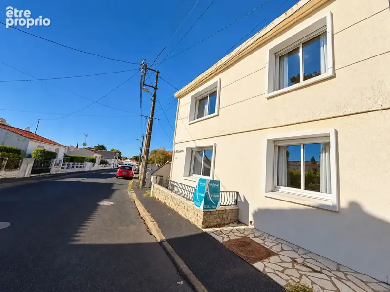 Photo Maison à Saint-Gilles-Croix-De-Vie au prix de 229 900€