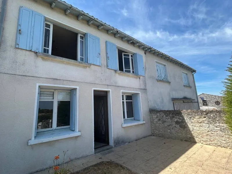 Photo Maison à Talmont-Sur-Gironde au prix de 265 000€