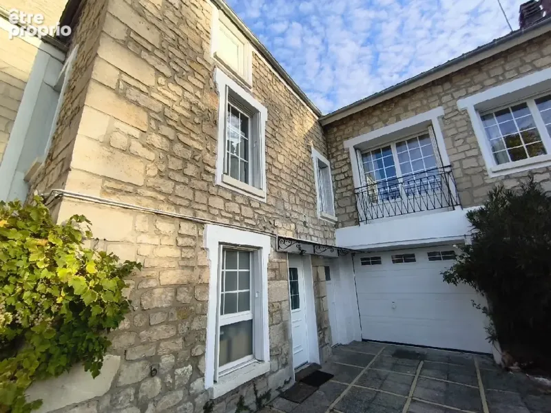 Photo Maison à Nesles-La-Vallee au prix de 499 000€