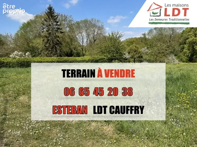 Photo Terrain à Saint-Martin-Le-Noeud au prix de 70 000€