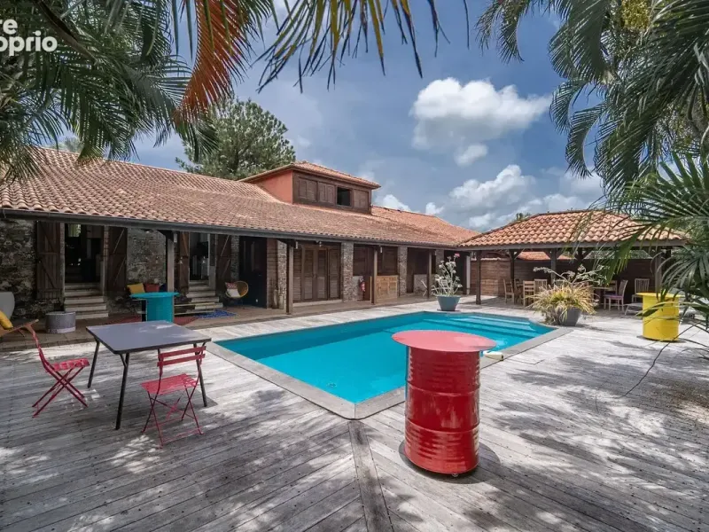 Photo Maison à Les Trois-Ilets au prix de 1 260 000€