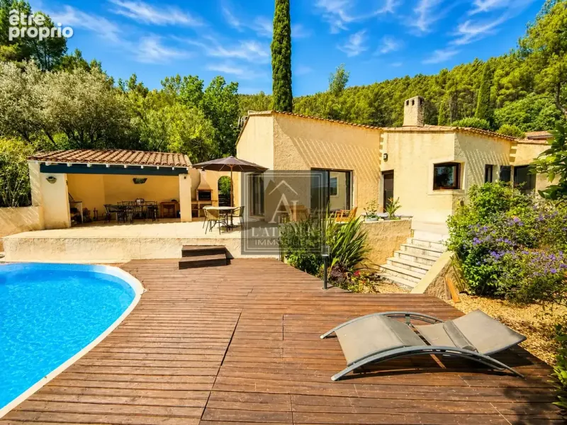 Photo Maison à Sollies-Ville au prix de 649 000€