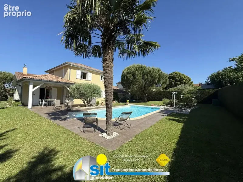 Photo Maison à Vienne au prix de 479 000€