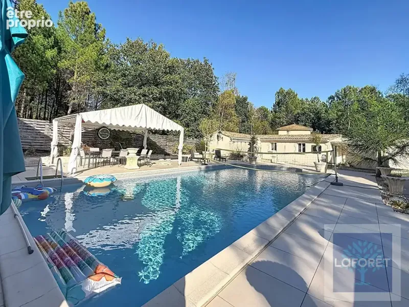 Photo Maison à Montendre au prix de 475 000€