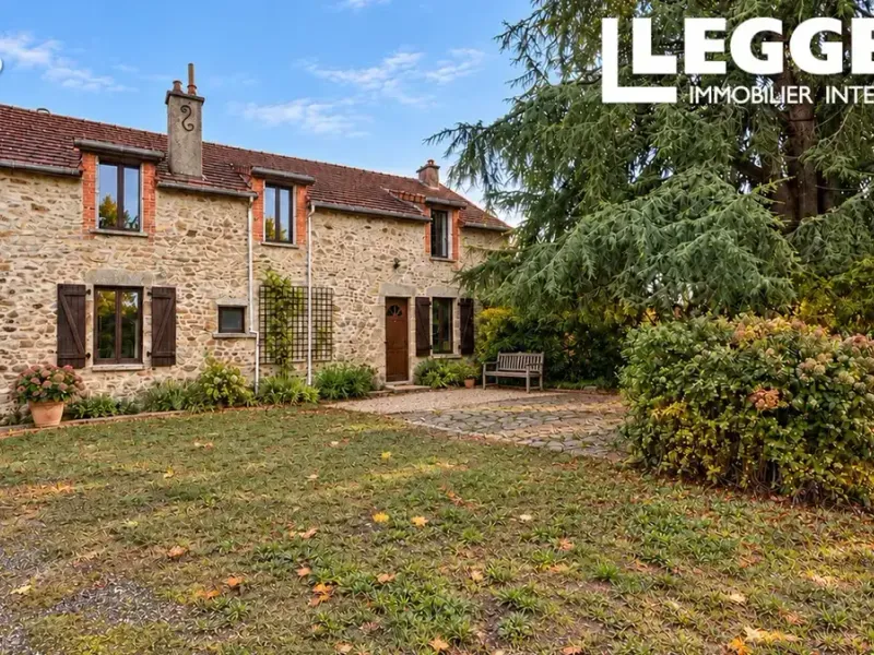 Photo Maison à Saint-Priest-La-Feuille au prix de 267 500€