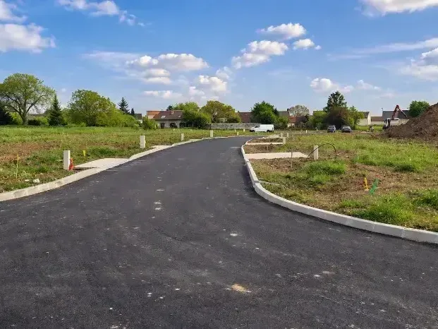 Photo Terrain à Champmotteux au prix de 79 000€
