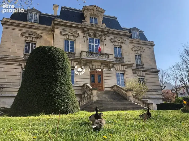 Photo Commerce à Vanves au prix de 651 000€
