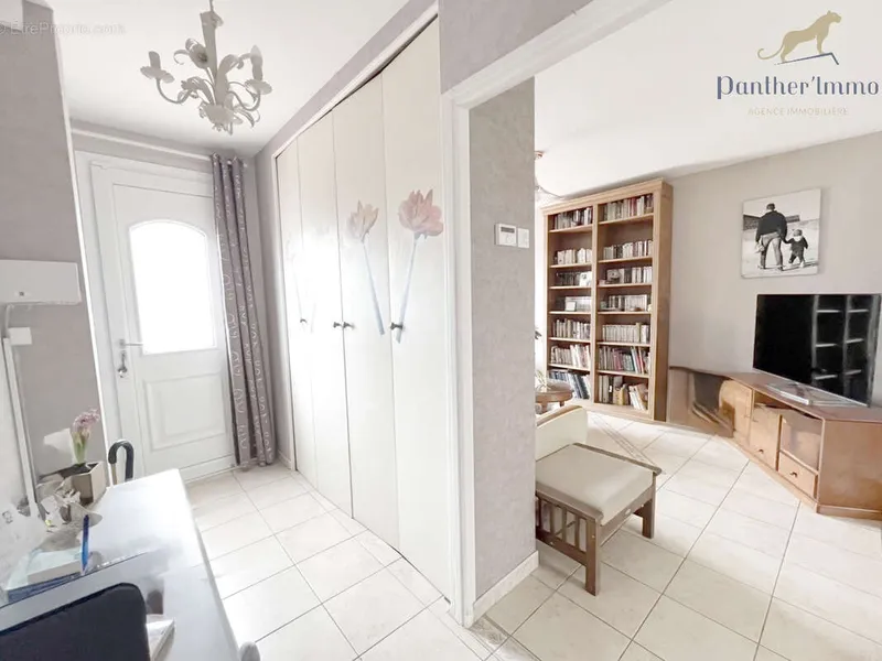 Photo Maison à Veretz au prix de 290 000€