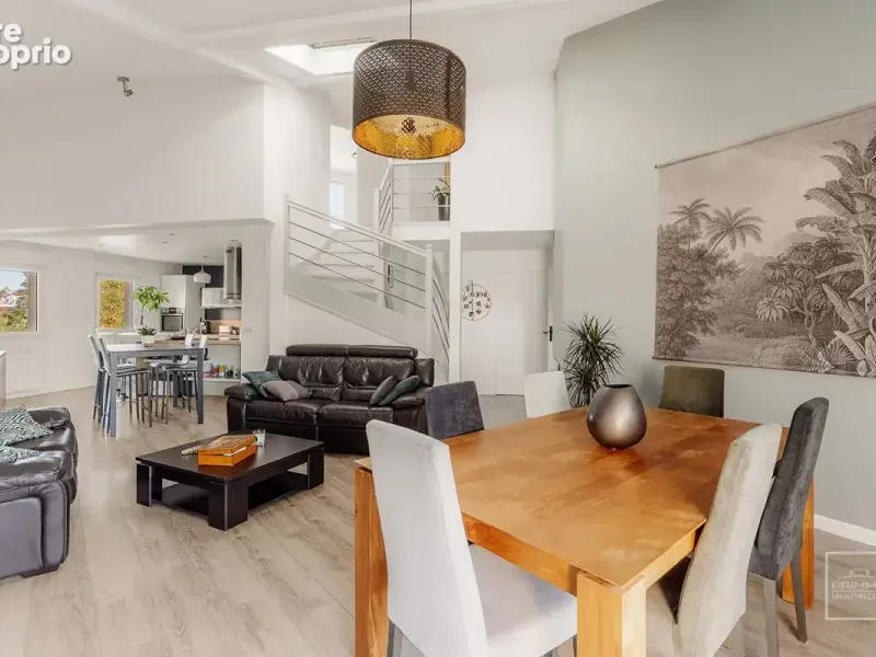 Photo Appartement à Saint-Genis-Les-Ollieres au prix de 419 000€