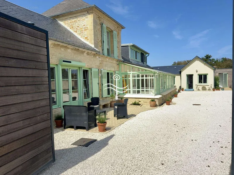 Photo Maison à Luc-Sur-Mer au prix de 1 195 000€