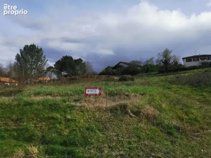 Photo Terrain à Langon au prix de 61 000€