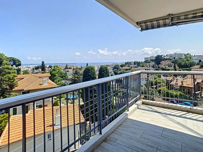 Photo Appartement à Le Cannet au prix de 585 000€
