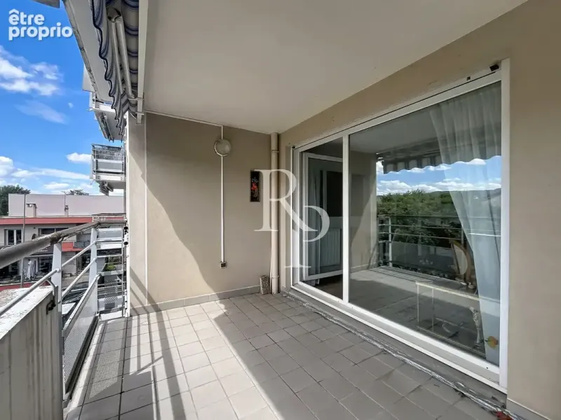 Photo Appartement à Craponne au prix de 295 000€