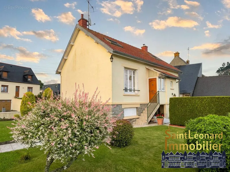 Photo Maison à Fougeres au prix de 142 500€